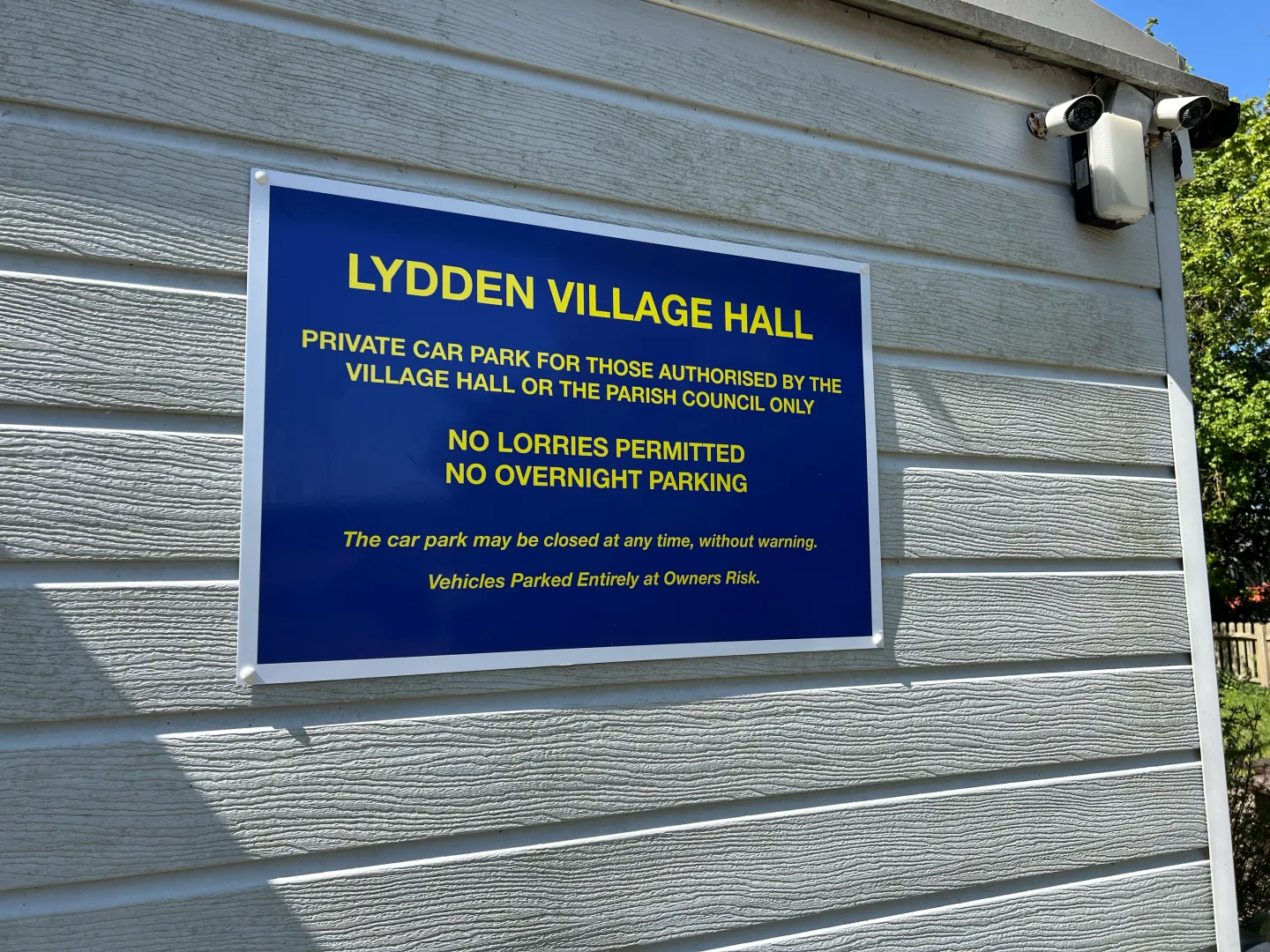 wall-mounted-car-park-sign-lydden-village-hall-kent